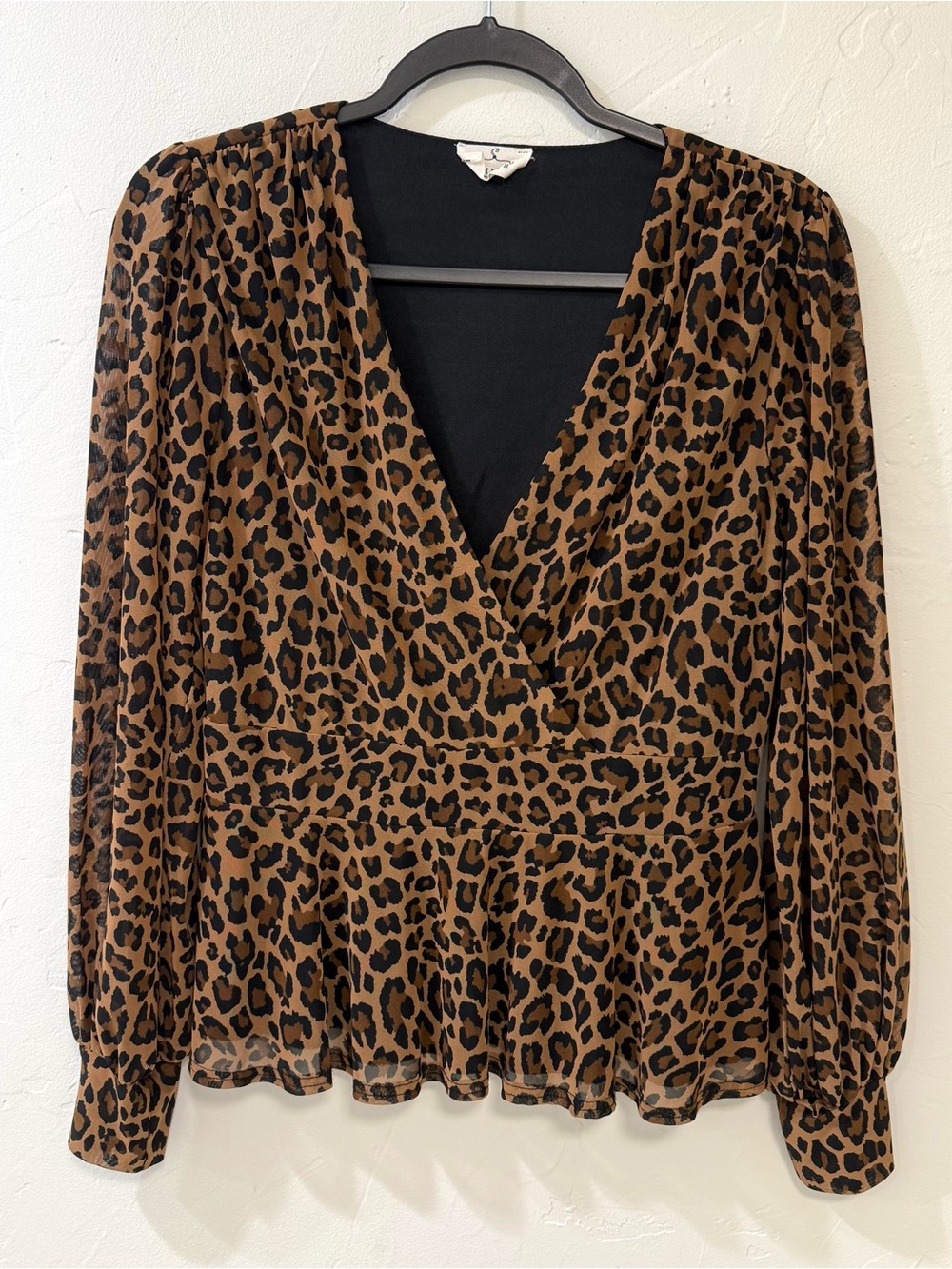 Ember Brand Leopard Print V-Neck Peplum Blouse - Brown/Black Size Medium